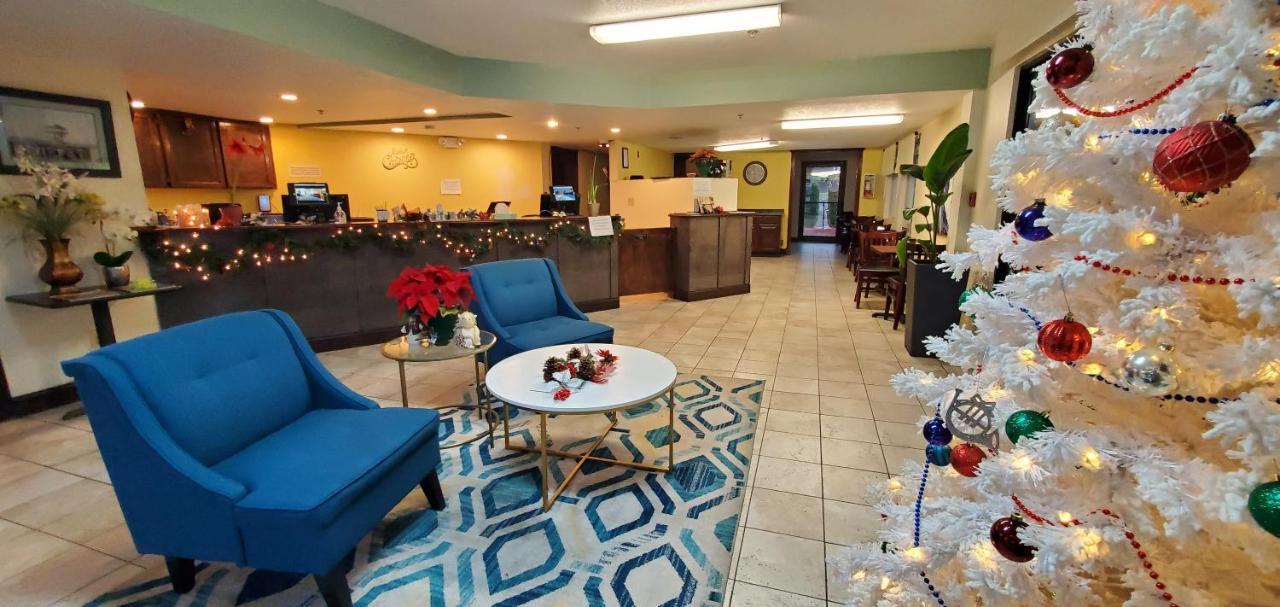 Olympic Inn & Suites ポート・エンジェルス エクステリア 写真