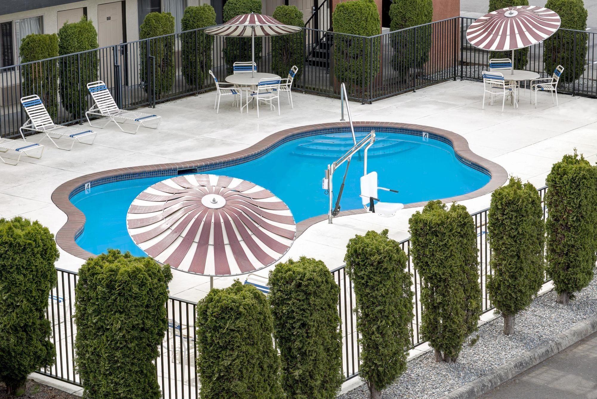 Olympic Inn & Suites ポート・エンジェルス エクステリア 写真